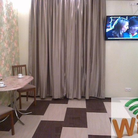 Apartment At Komsomolska 52А Dnepropetrovsk Exterior foto