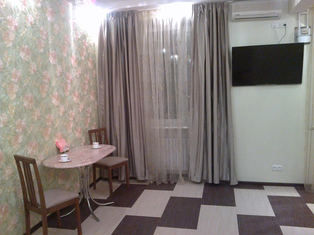 Apartment At Komsomolska 52А Dnepropetrovsk Exterior foto