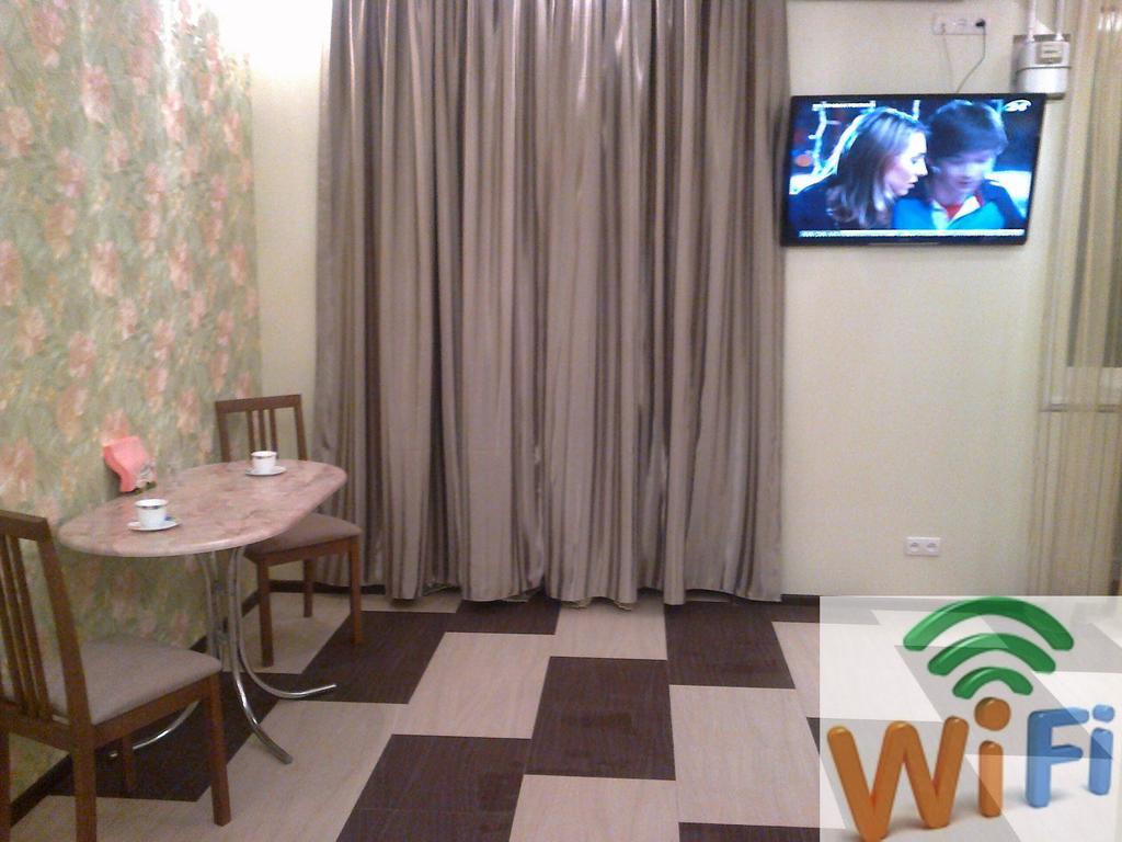 Apartment At Komsomolska 52А Dnepropetrovsk Exterior foto